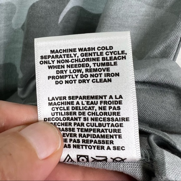 NWT Sub_Urban Riot Girl’s It’s Cool To Be Kind Grey Camo SS Crew T-Shirt Sz L - Picture 6 of 7